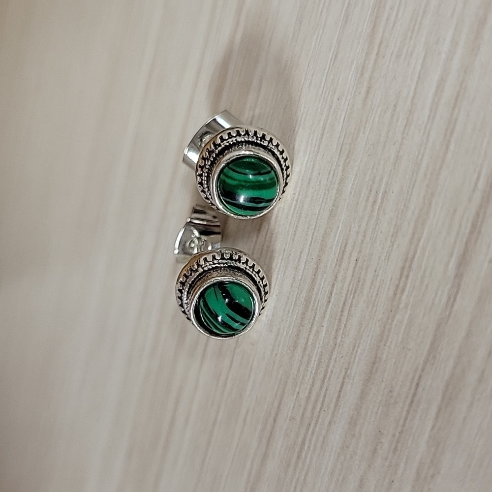 MALACHITE BULLET STUD EARRINGS - Picture 6 of 8